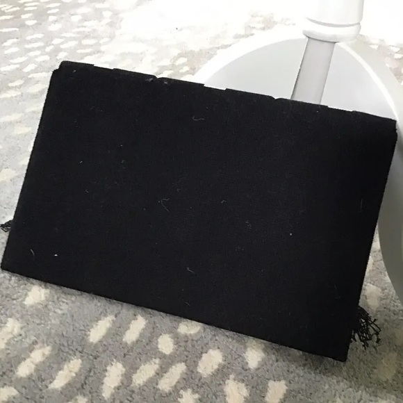 STELLA & DOT TAJ CLUTCH- BLACK/ MULTI EMBROIDERY BAG- NWT - Picture 5 of 6